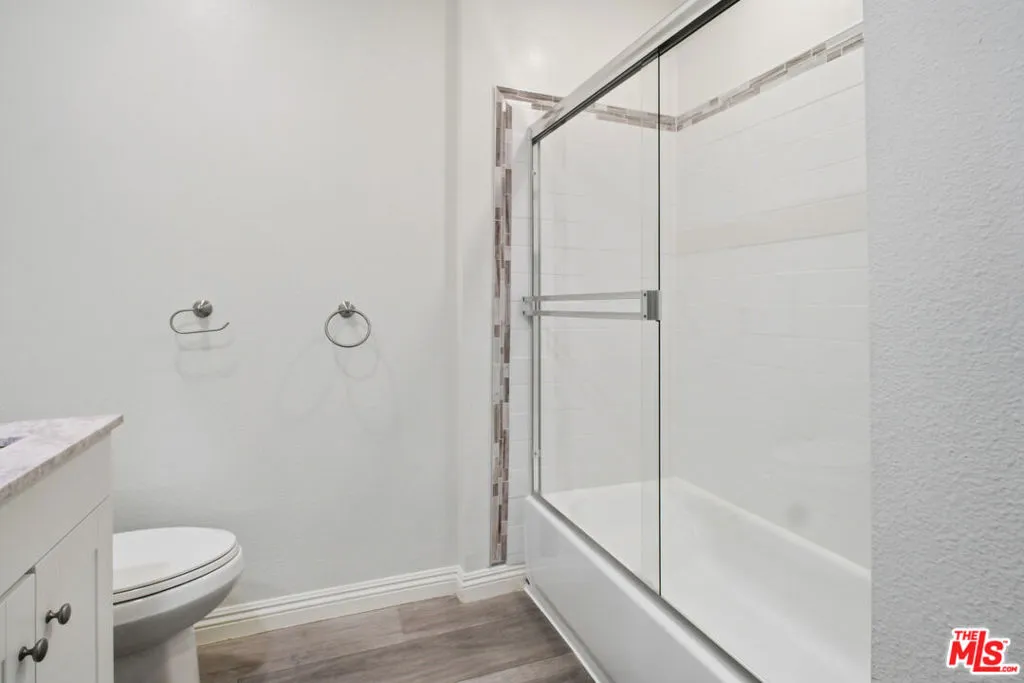 622 W Regent Street 5, Inglewood, California 90301 home-pic-11